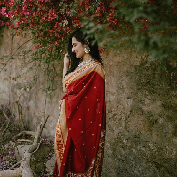 Ayesha Khan